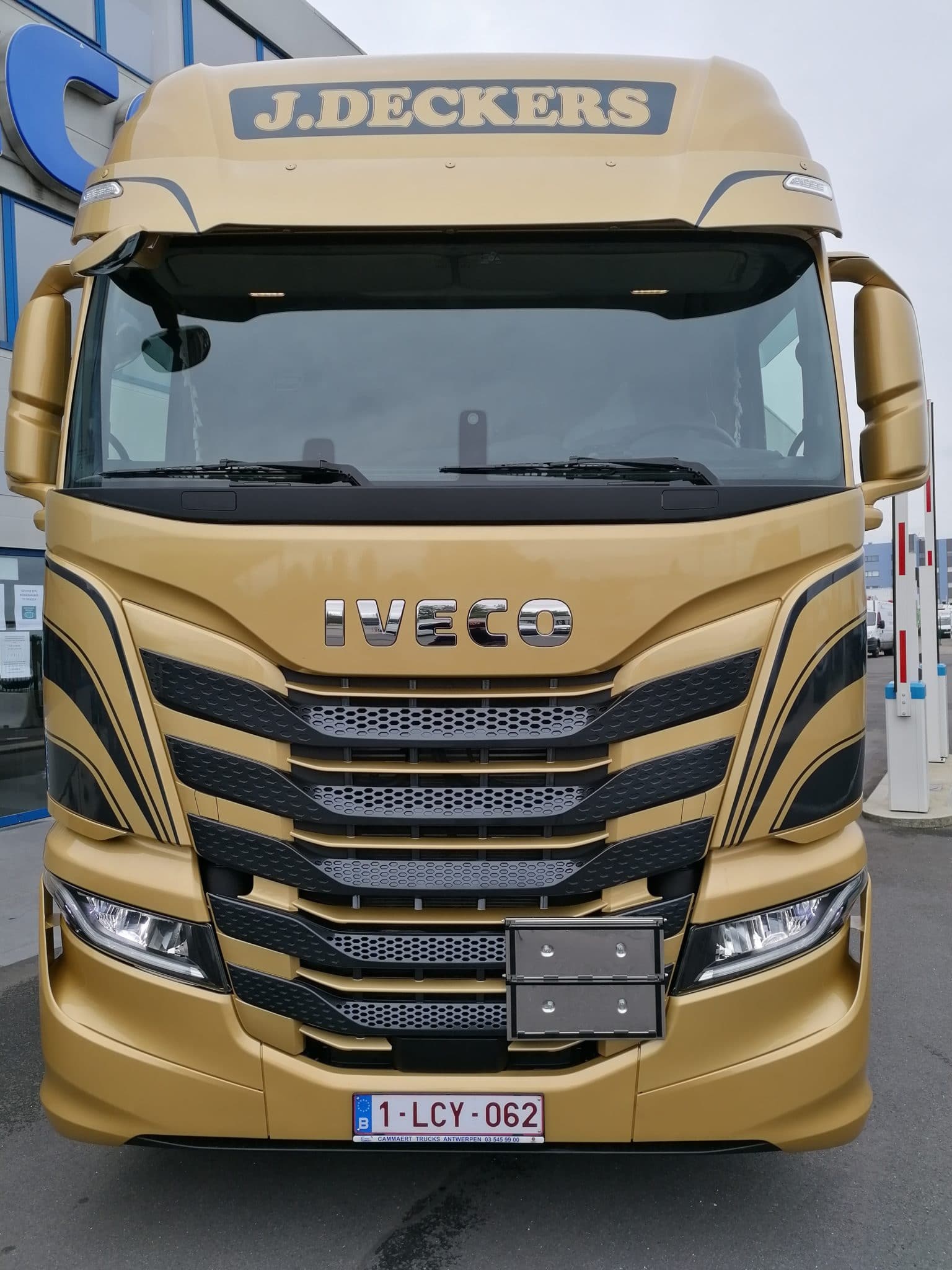 J. Deckers & Zn NV choisit l’IVECO S-Way !