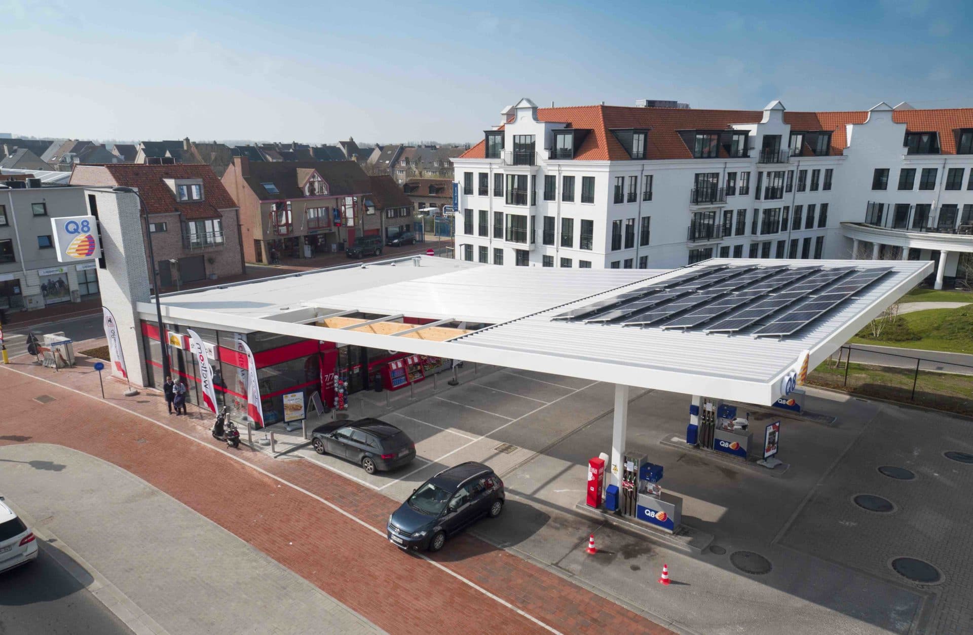 Q8 : des panneaux solaires sur 46 stations en Belgique