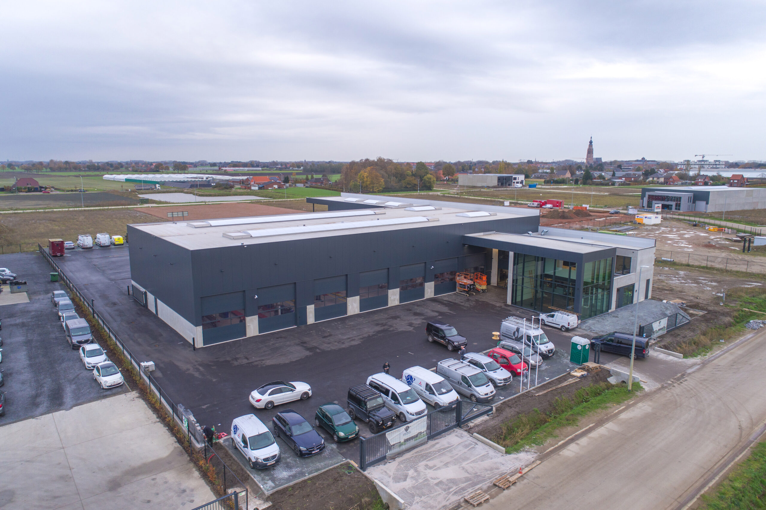 Auto & Truck Service VDC neemt intrek in state-of-the-art nieuwbouw in Hoogstraten