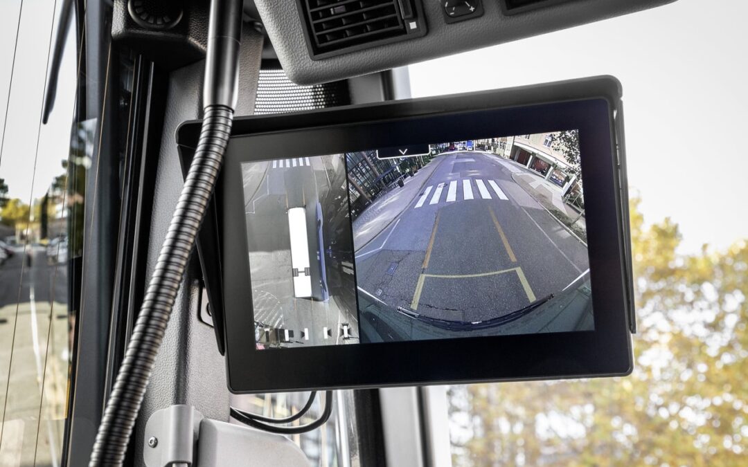 Vogelperspectief voor Mercedes-Benz en Setra