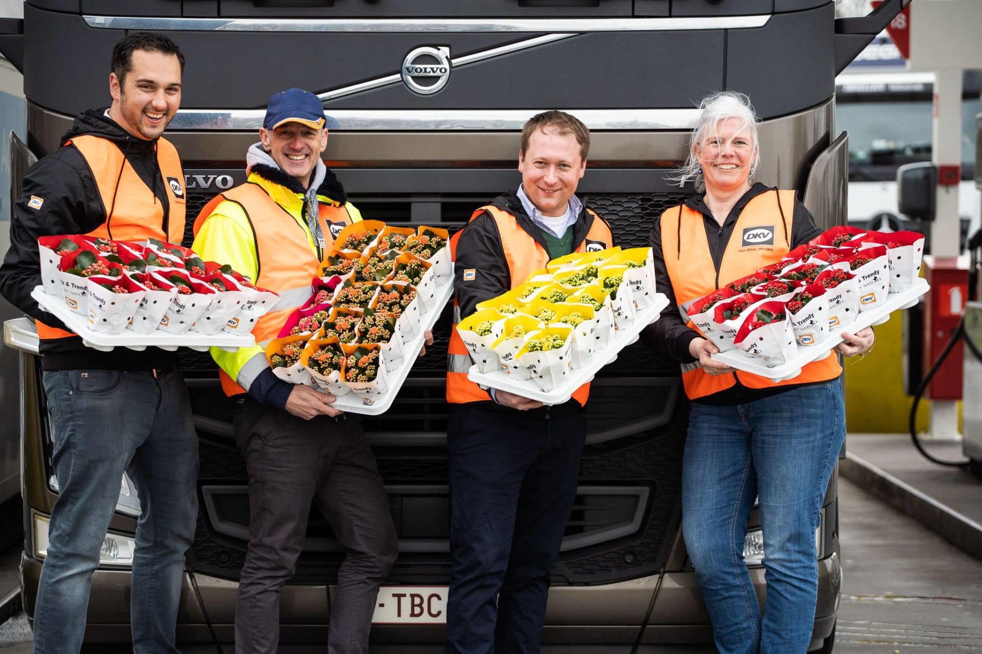 DKV Euro Service zet vrachtwagenchauffeurs in de bloemetjes