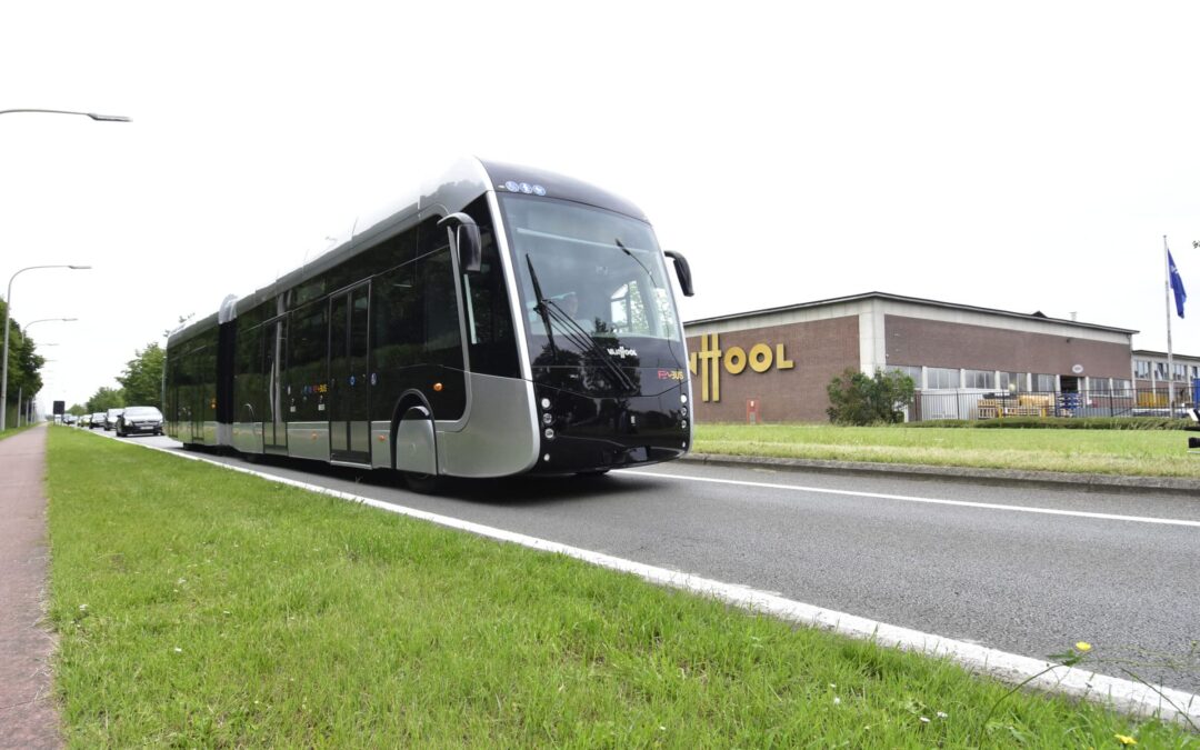 Official presentation of the Van Hool Exqui.city18 Fuel Cell