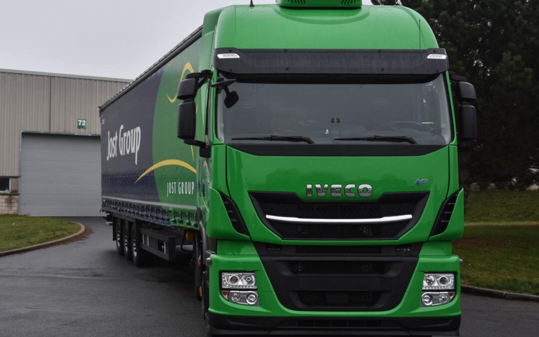 IVECO livre officiellement 30 camions Stralis NP à Jost Group