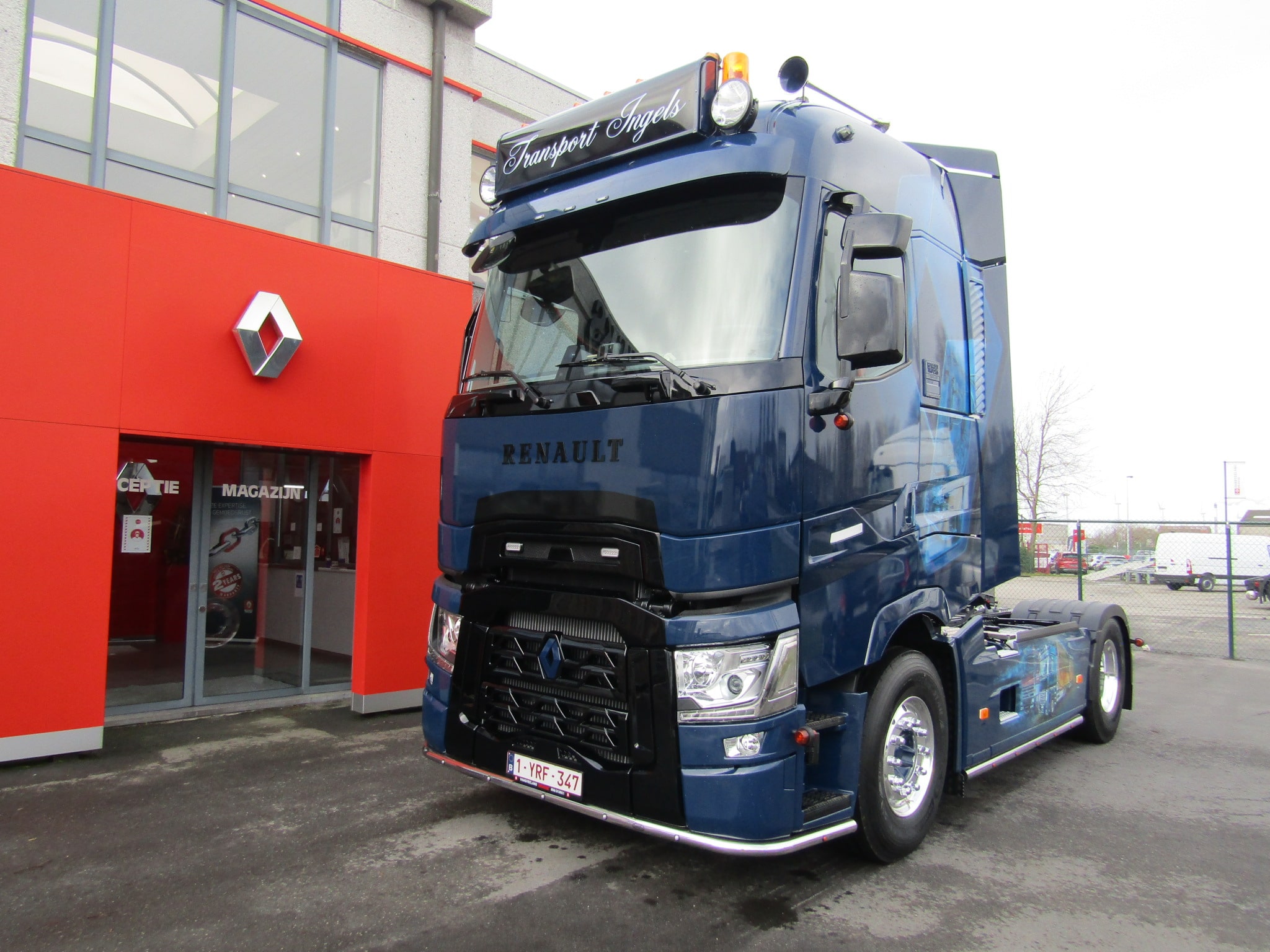 RENAULT TRUCKS T 520 VOOR TRANSPORT INGELS