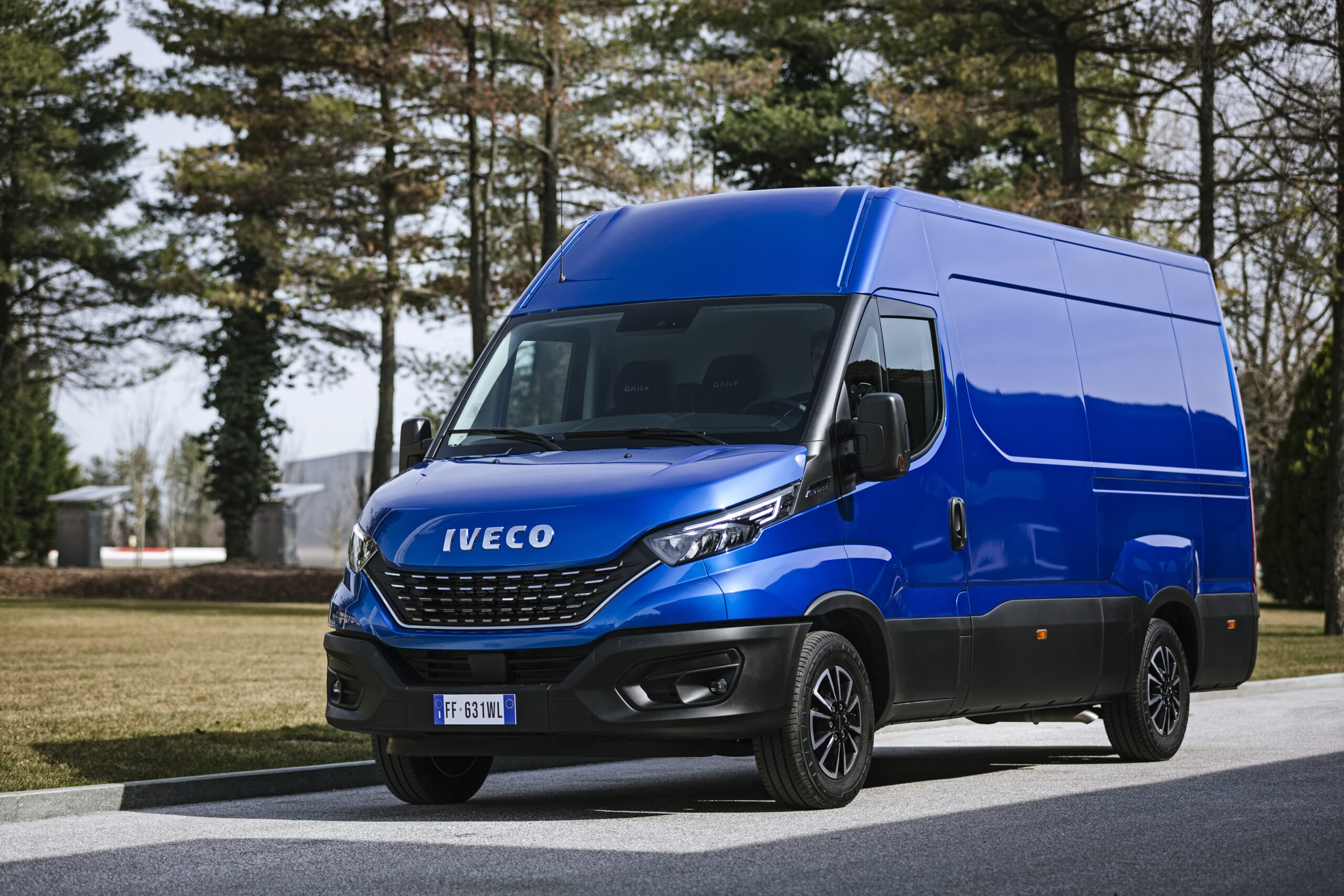 Van Wezel Autoparts transporte chaque année plus de 750.000 pièces automobiles avec des Iveco Daily