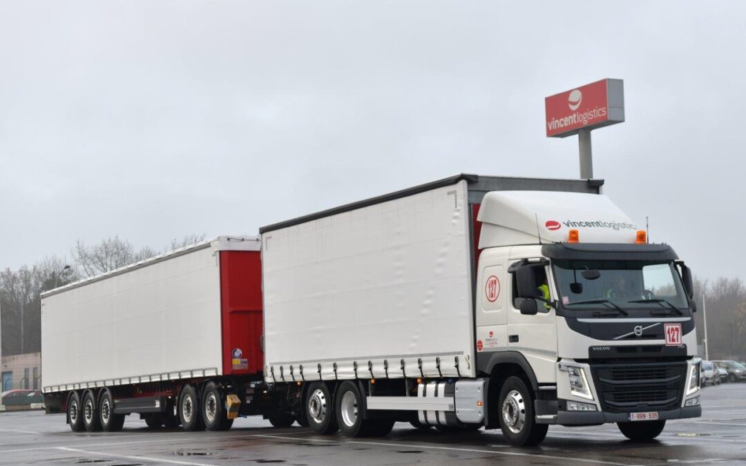 Vincent Logistics commande cinq écocombis supplémentaires chez Volvo Trucks