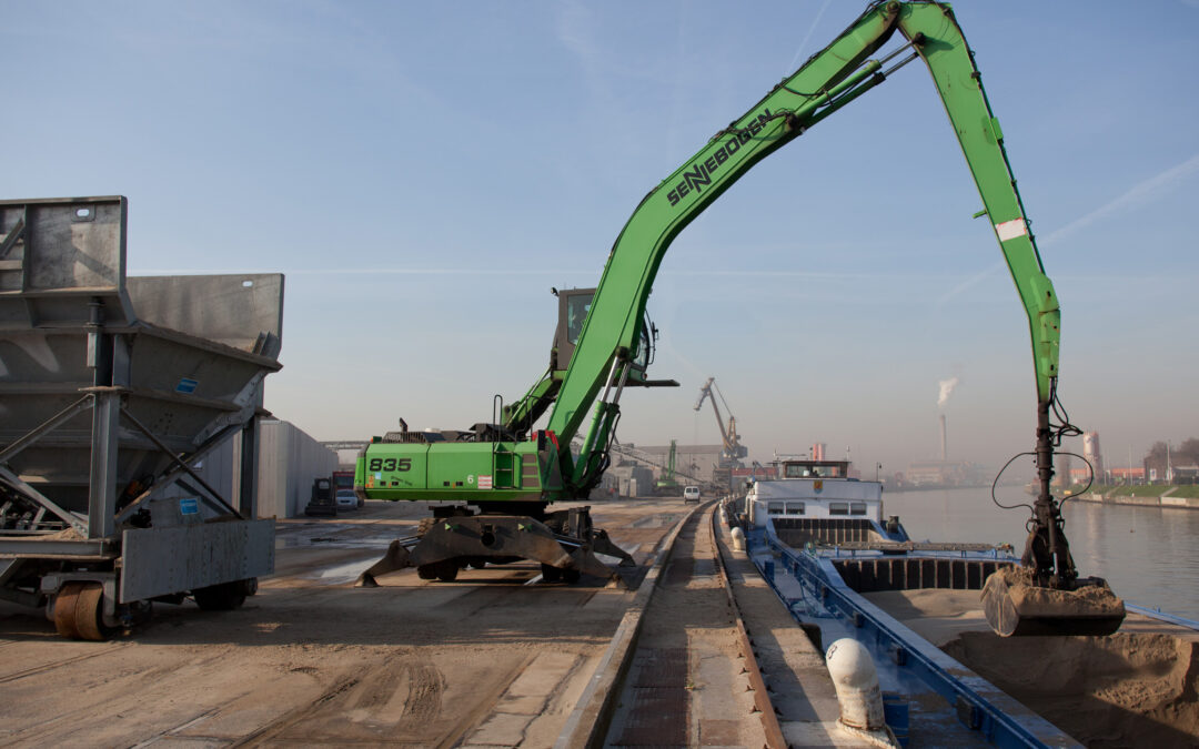 Van Moer Logistics breidt dienstverlening in Haven van Brussel uit door overname Rhenus Terminal Brussels