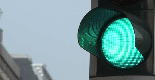 Agoria: Slimme verkeerslichten kunnen de Brusselse files met 30% laten dalen