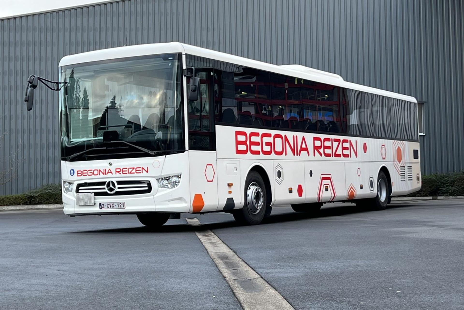 Avec un nouvel Intouro, Begonia Reizen opte à nouveau pour Mercedes-Benz