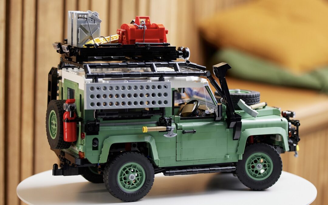 BOUW UW EIGEN AVONTUUR: LEGO ICONS INTRODUCEERT CLASSIC DEFENDER 90-SET