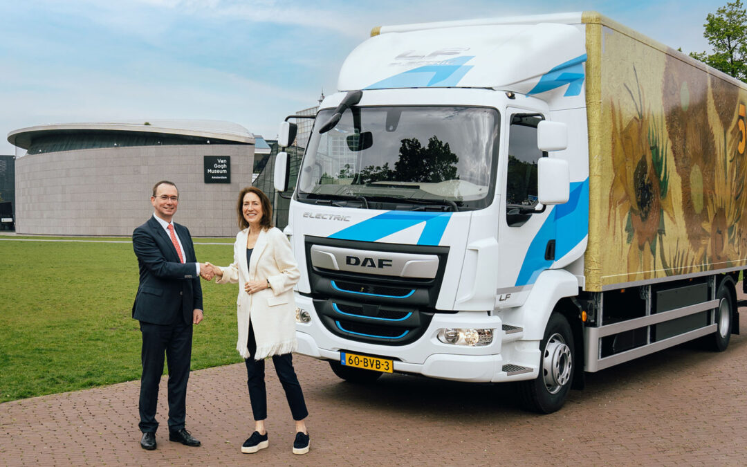 DAF LF Electric voor jubilerend Van Gogh Museum