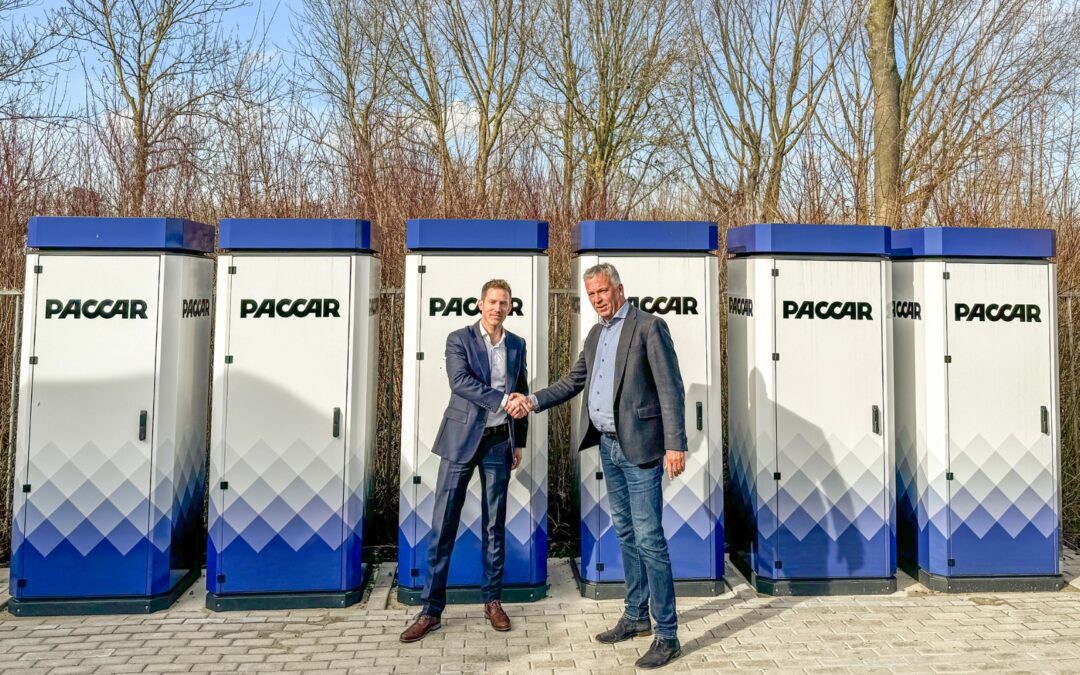 PACCAR Parts installeert eerste lokale energienetwerk bij DAF-dealer in Barendrecht