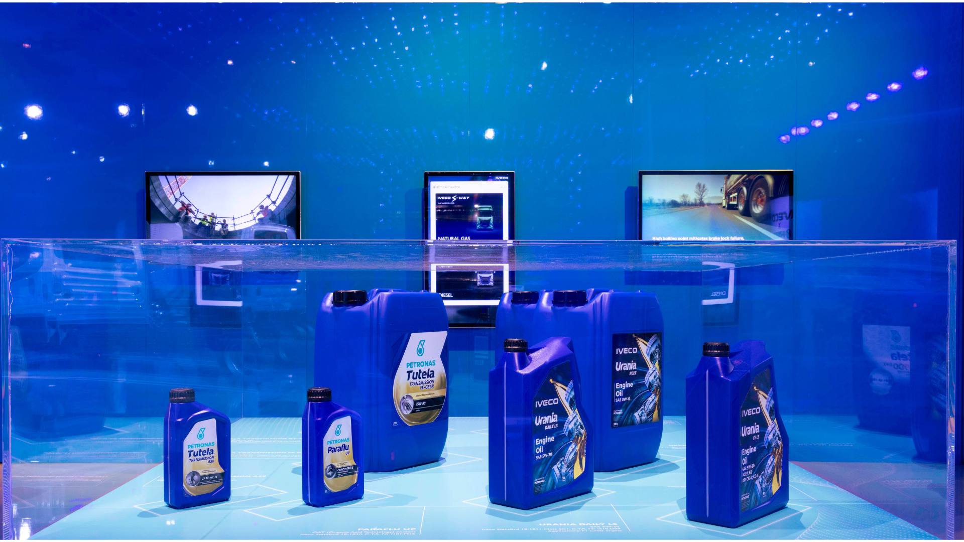 PETRONAS Lubricants International en IVECO introduceerden Urania Next 0W-16 motorolie tijdens IAA Transportation 2024