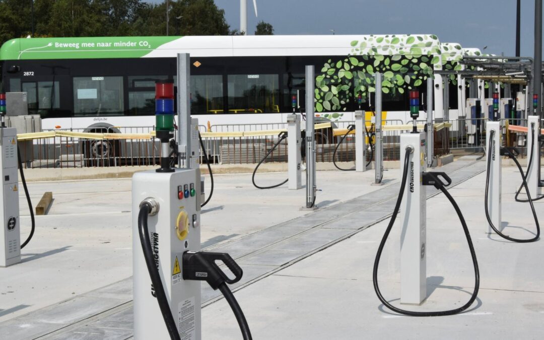 De Lijn bestelt voor 24,2 miljoen euro aan laadpalen bij SPIE-Ekoenergetyka