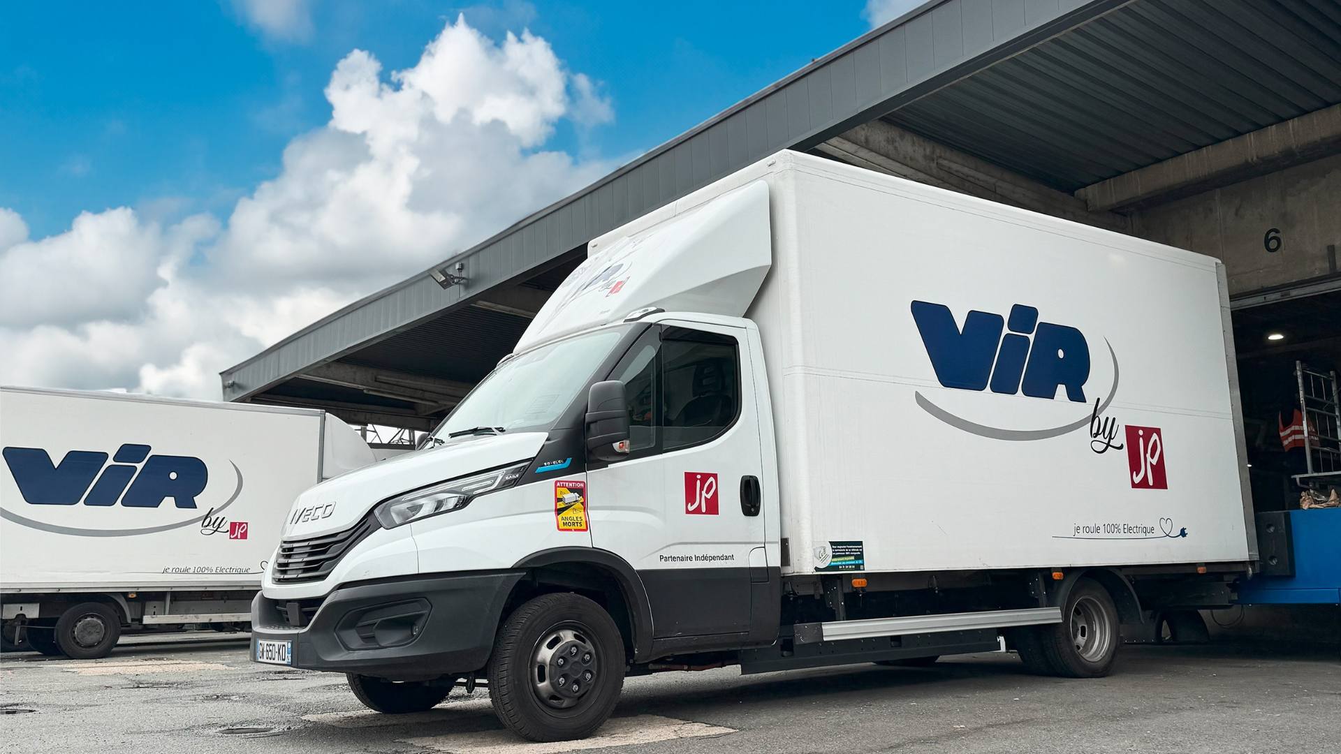 VIR by JP, filiale du Groupe Jacky Perrenot, a reçu ses premiers IVECO eDaily