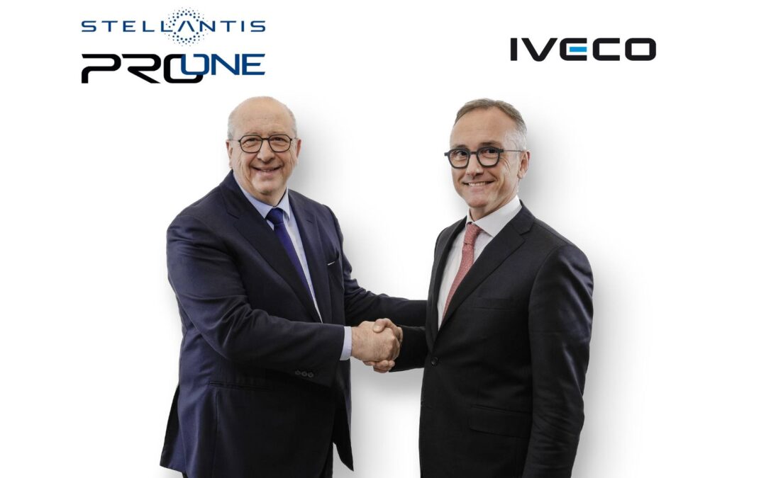 Stellantis Pro One en IVECO slaan de handen ineen voor de levering van twee elektrische bestelwagens van het merk IVECO