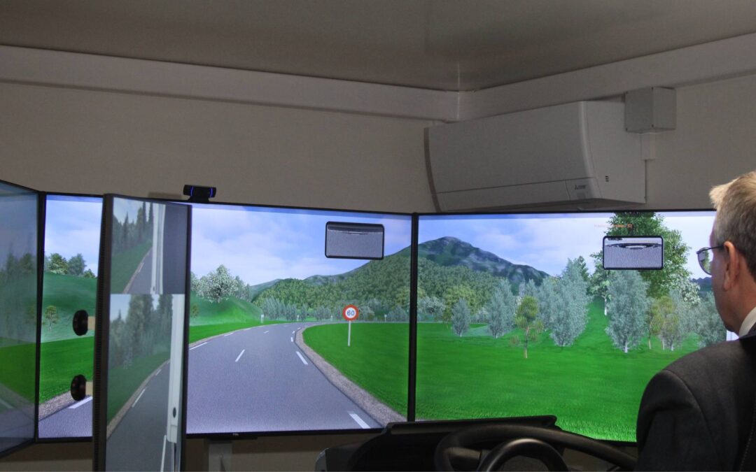 Un simulateur de conduite de poids lourds présenté en avant-première au salon Transpro