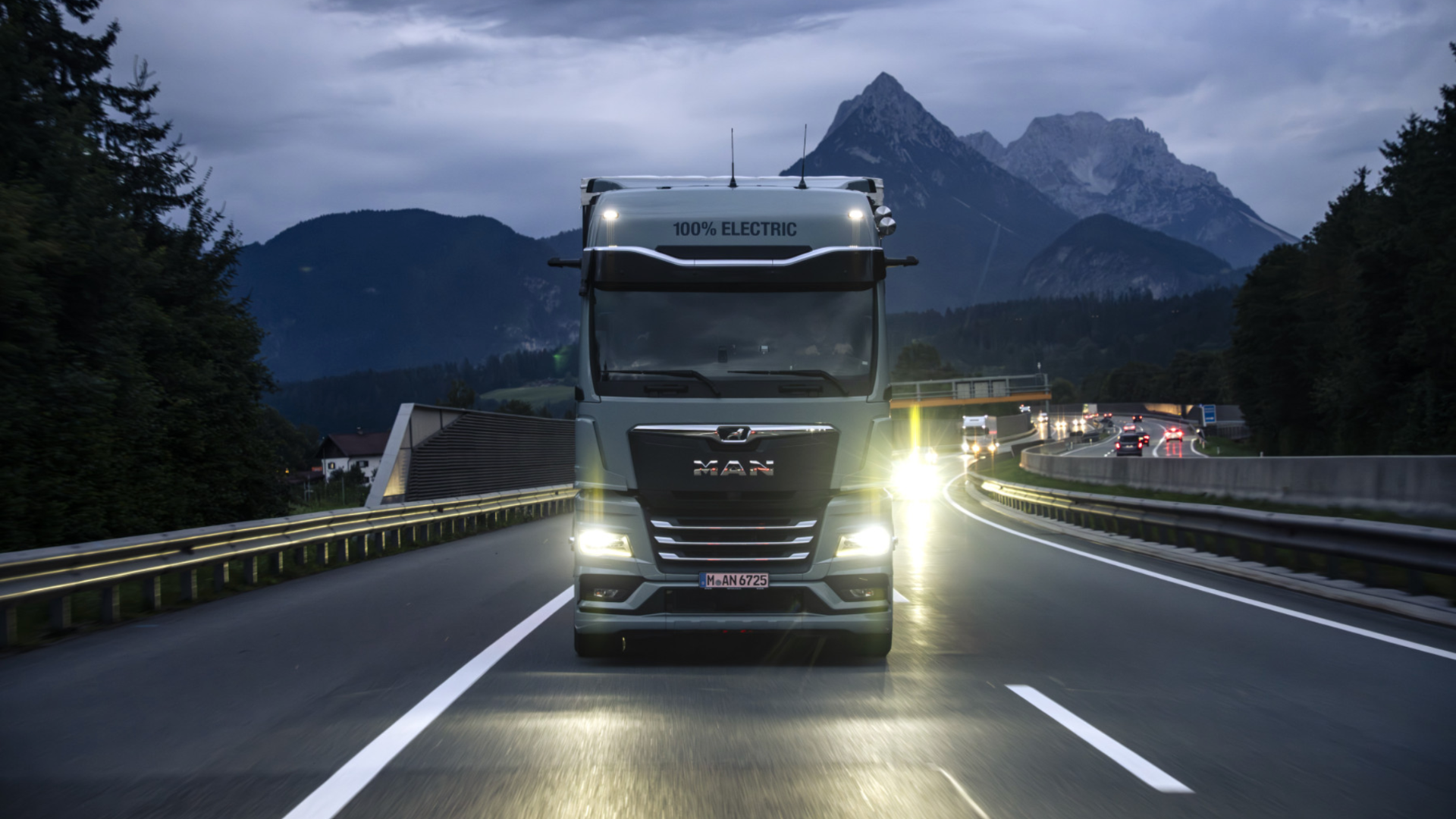 ‘s Nachts door de Brennerpas met de MAN eTruck
