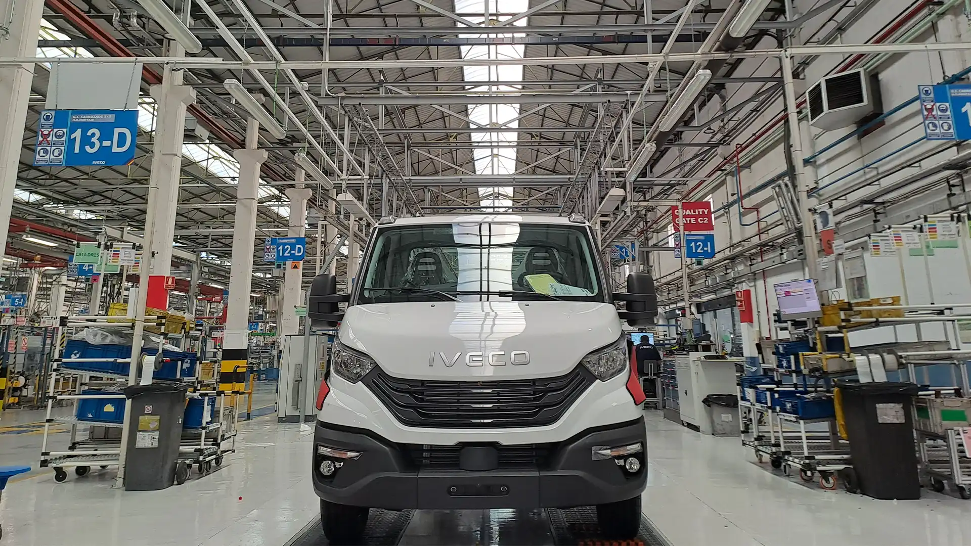 IVECO’s fabriek in Valladolid wint “Automotive Lean Production Award 2025” voor beste “Digital Use Case OEM: Smart Safety”