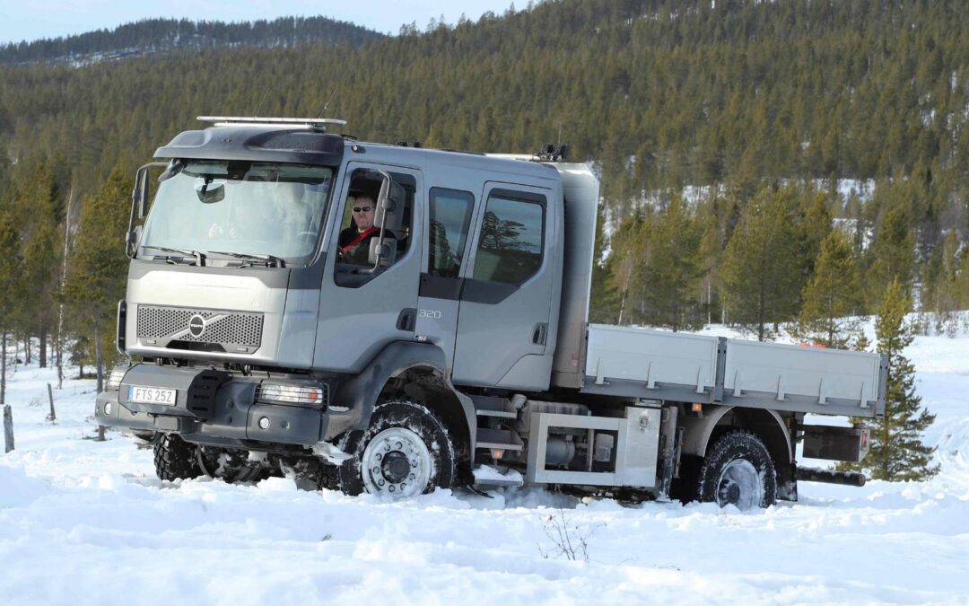Volvo Trucks lanceert vernieuwde Volvo FL 4×4 truck voor veeleisende taken