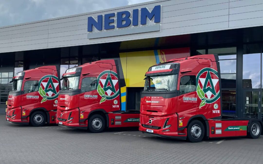 Nebim levert 3 elektrische Volvo FH Aero’s af aan Transport Depaire