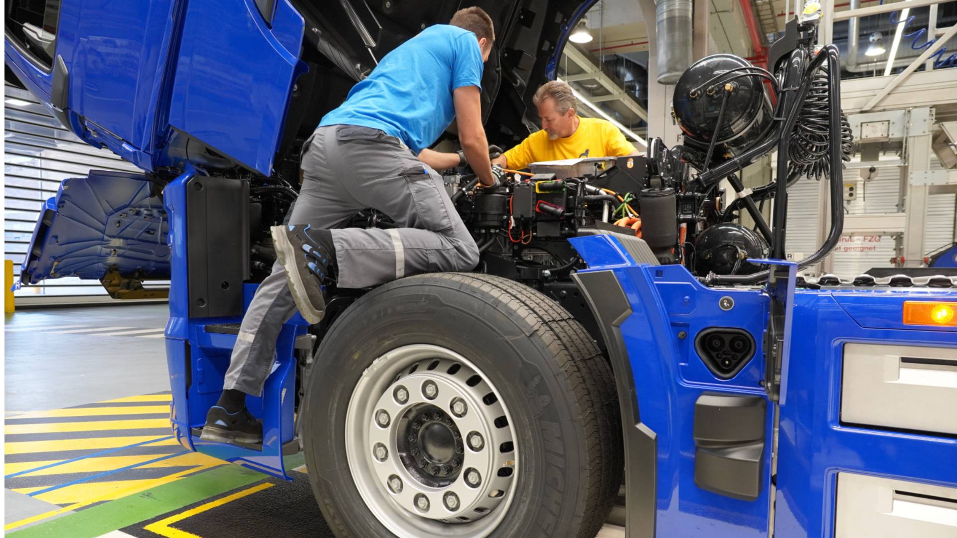 MAN start serieproductie van MCS-compatibele eTrucks.