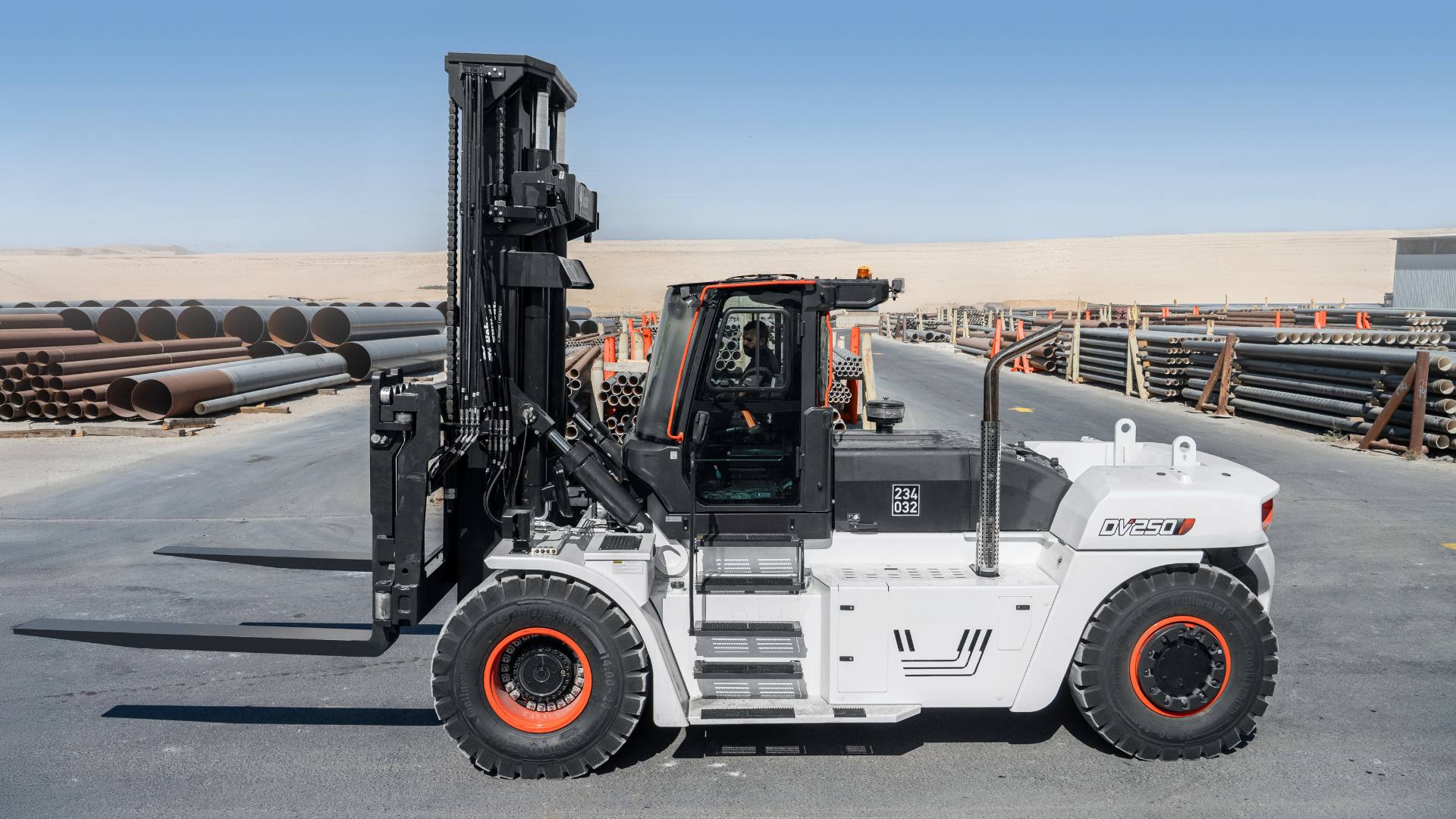 Bobcat lanceert nieuwe dieselheftrucks met een hefvermogen van 18 en 25 ton