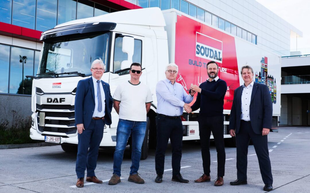 Sleuteloverhanding: Een DAF XD 370 FAN voor Soudal