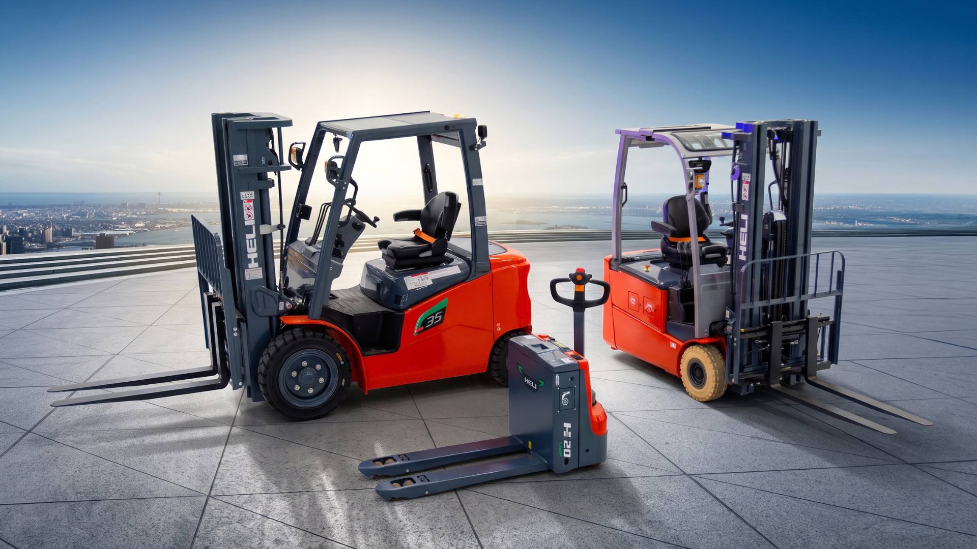 TVH Equipment is officieel distributeur van HELI heftrucks en magazijntoestellen in België en Luxemburg