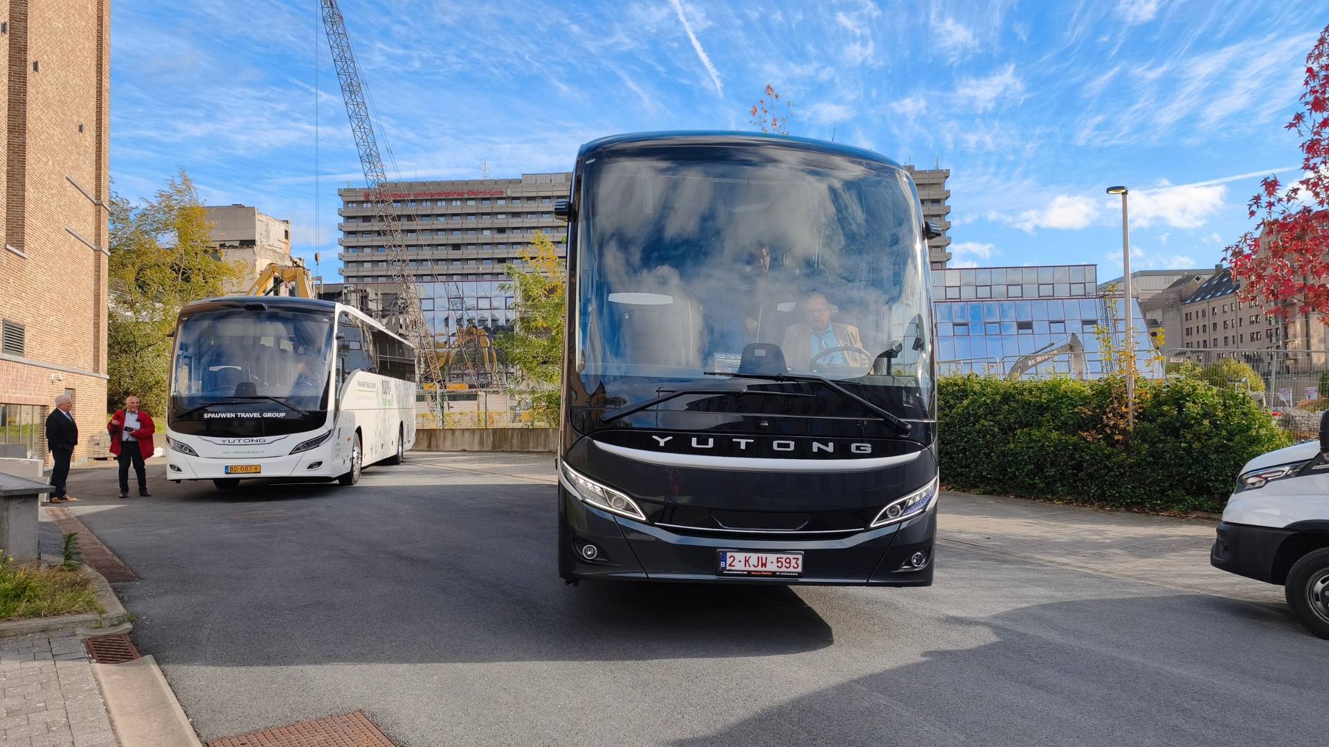 Lancering van de Yutong T12 en T12E